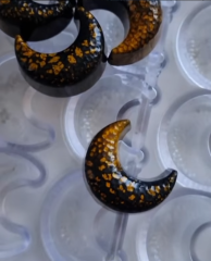 Moon   Chocolate   Mould   No:   923