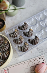 Croissant   Chocolate   Mould   No:   636
