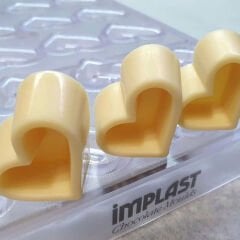 Heart   With   Indent   Praline   Chocolate   Mould   No:   353