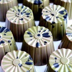 Flower   Praline   Chocolate   Mould   No:   325