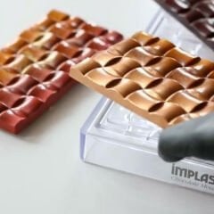 Woven   Break   Up   Bar   Chocolate   Mould   No:   262