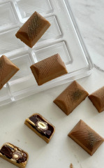 Rectangular   Praline   With   Stripes   Chocolate   Mould   No:   23